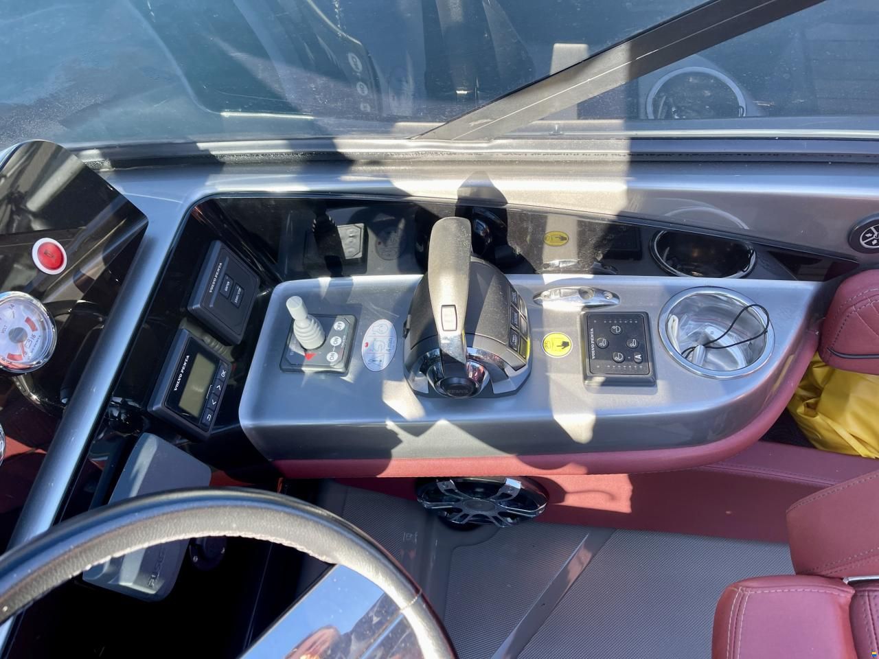 Cranchi E26