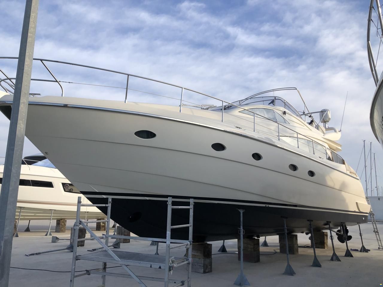 Aicon 56