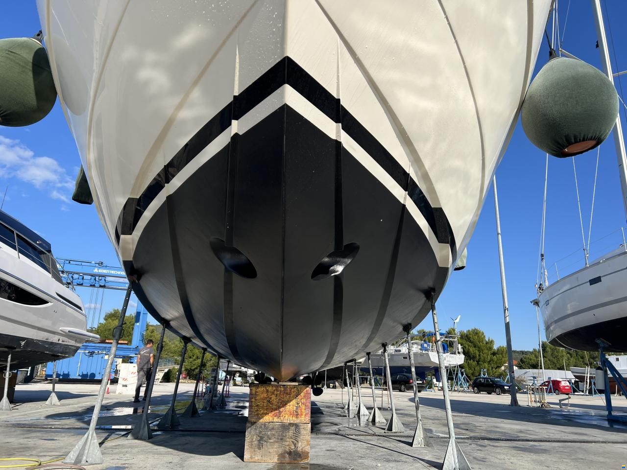 Aicon 56