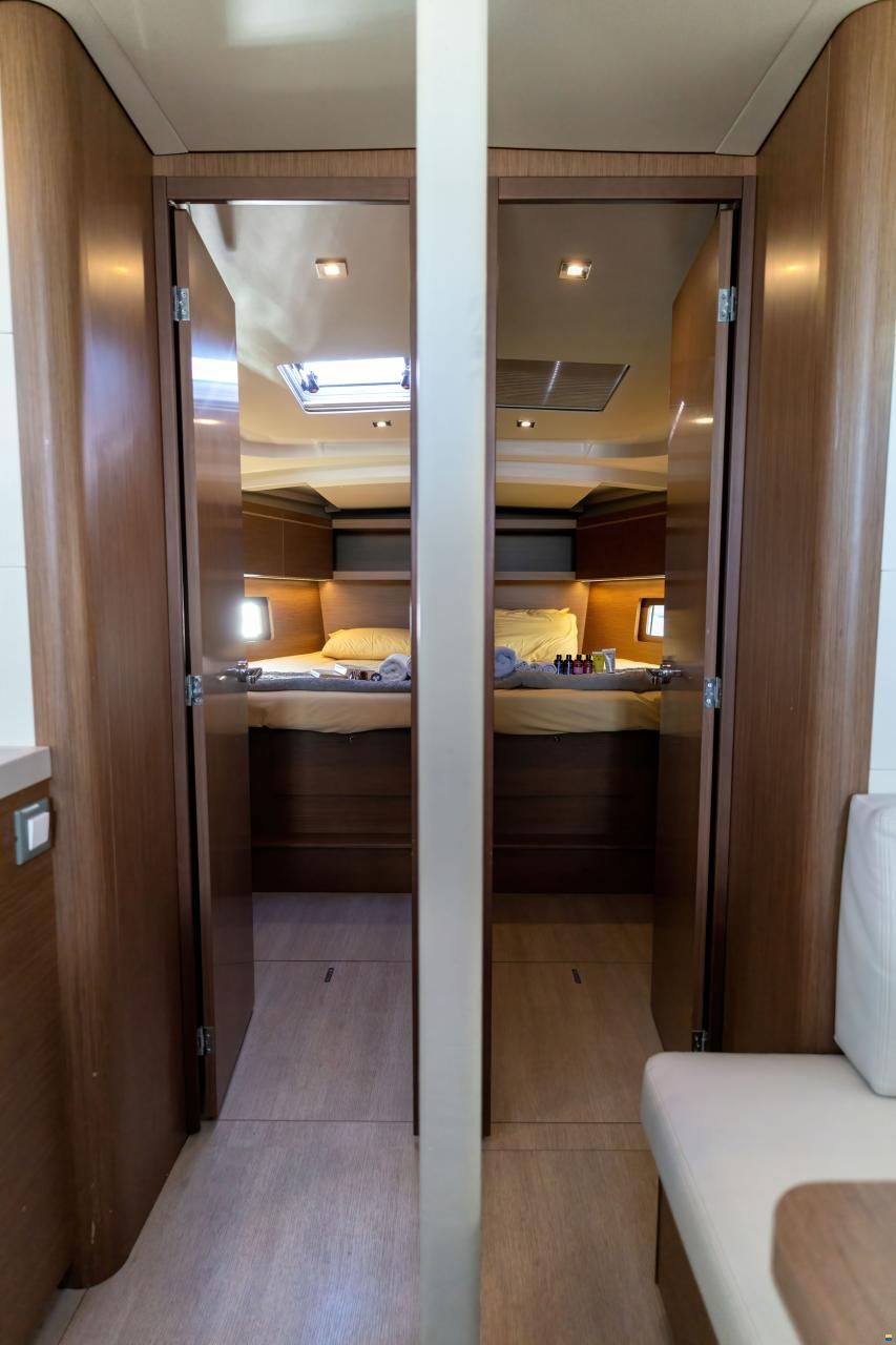 Beneteau Oceanis 46.1