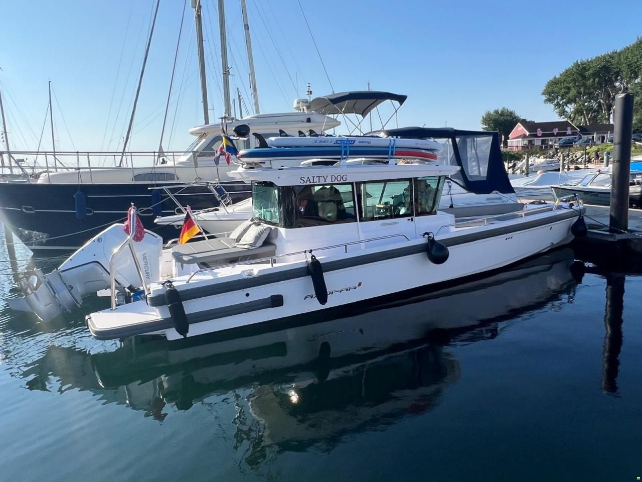 Axopar 28 Cabin