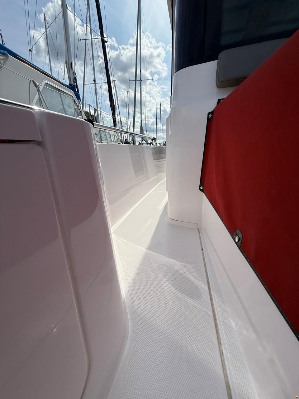 Axopar 28 Cabin