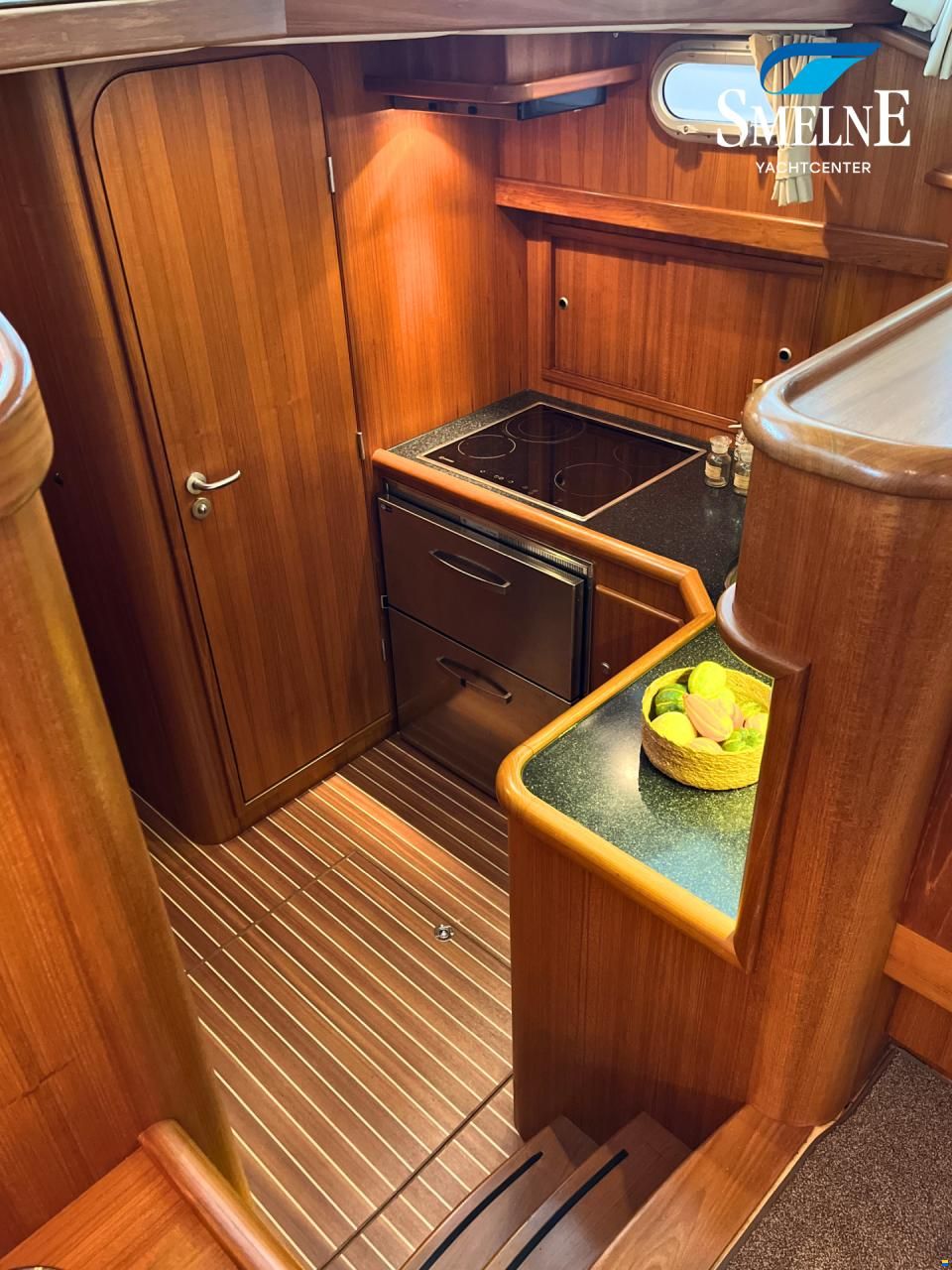Dutch Yachting Group Dutchline Classic 42