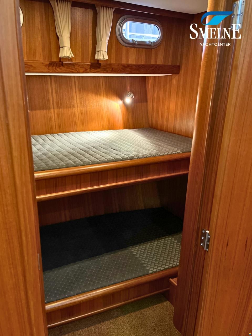 Dutch Yachting Group Dutchline Classic 42