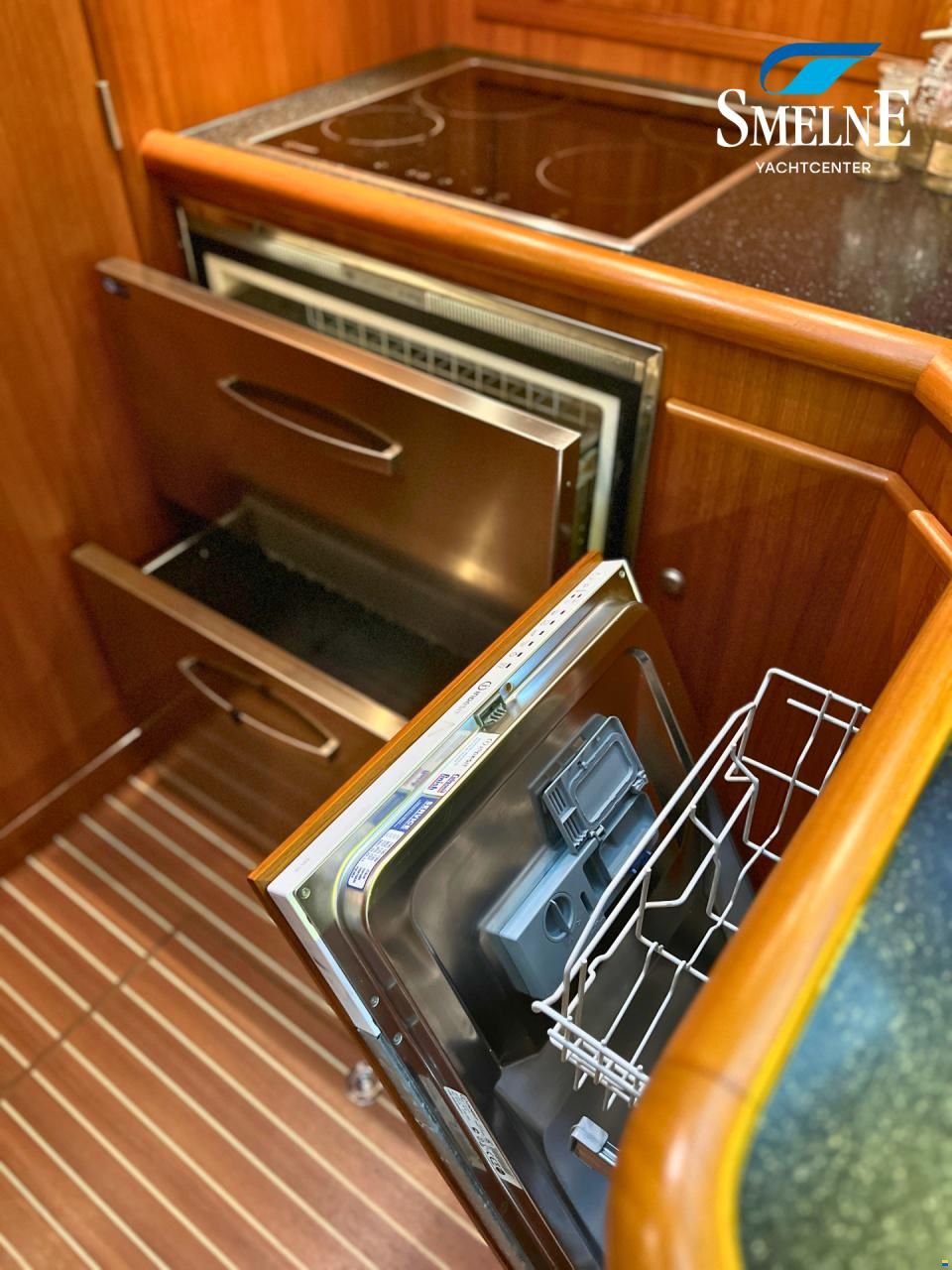 Dutch Yachting Group Dutchline Classic 42
