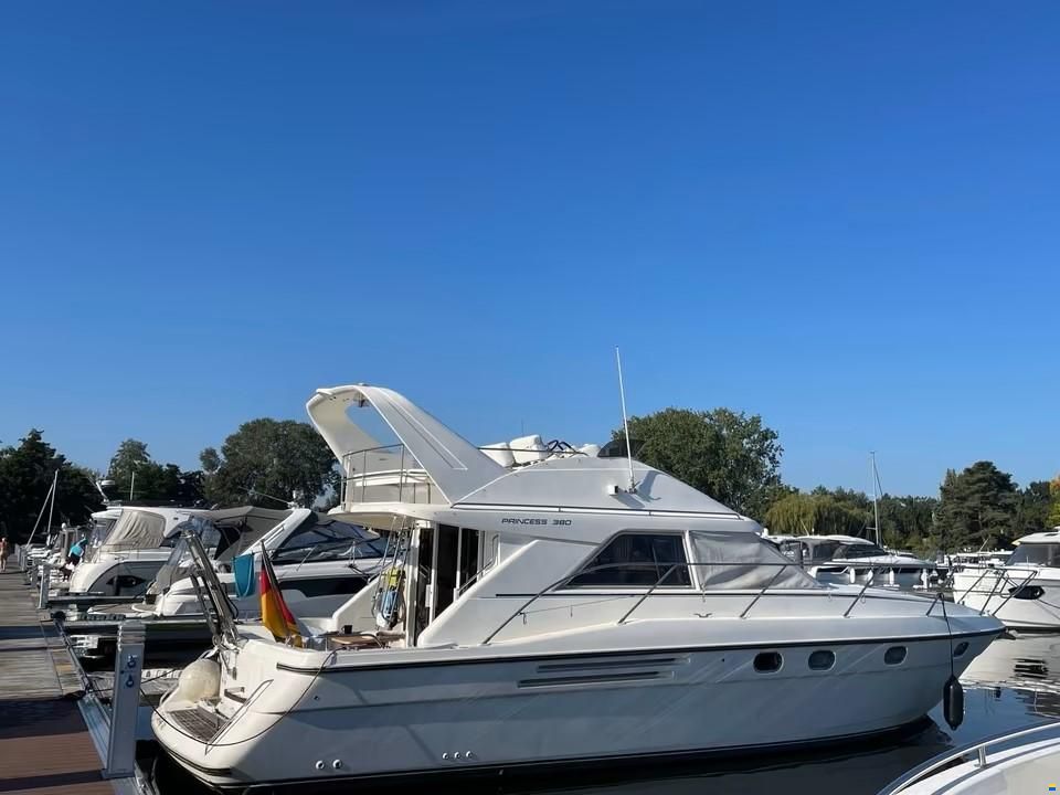 Princess 38