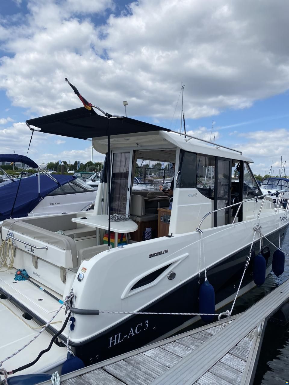 Quicksilver 855 Aktiv Weekend IB Diesel