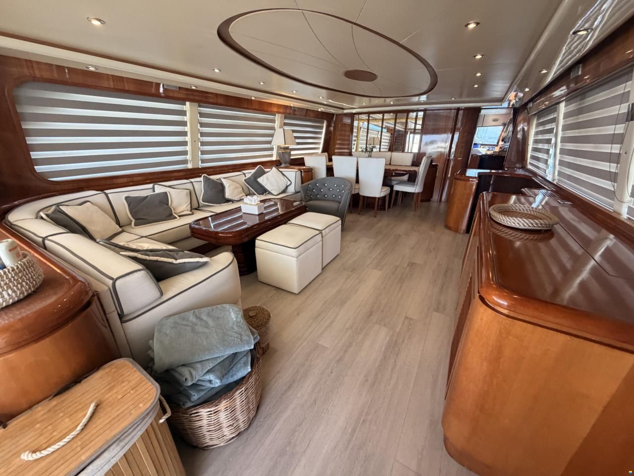 Falcon Yachts 86