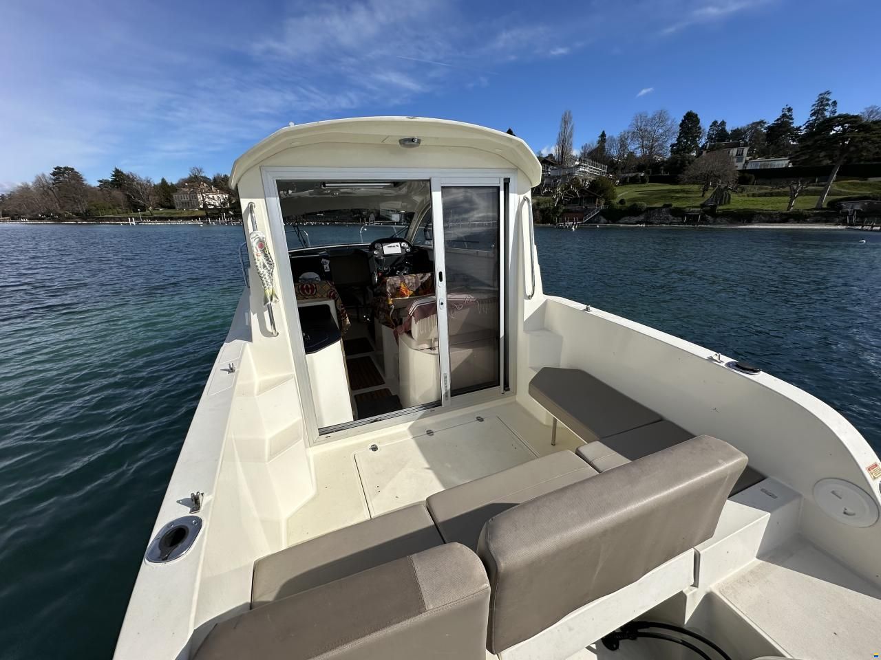 QuickSilver Activ 705 Cruiser