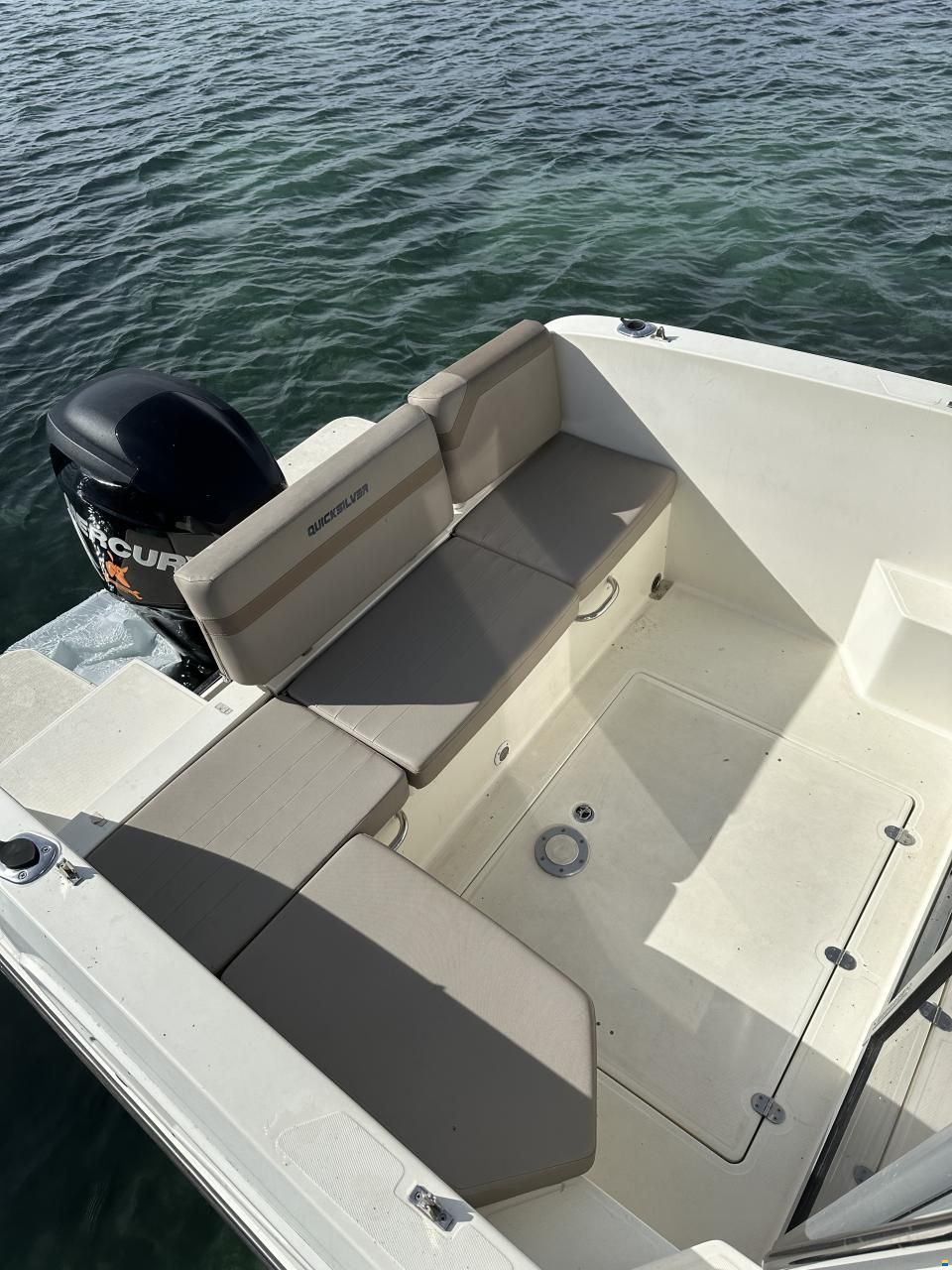 QuickSilver Activ 705 Cruiser