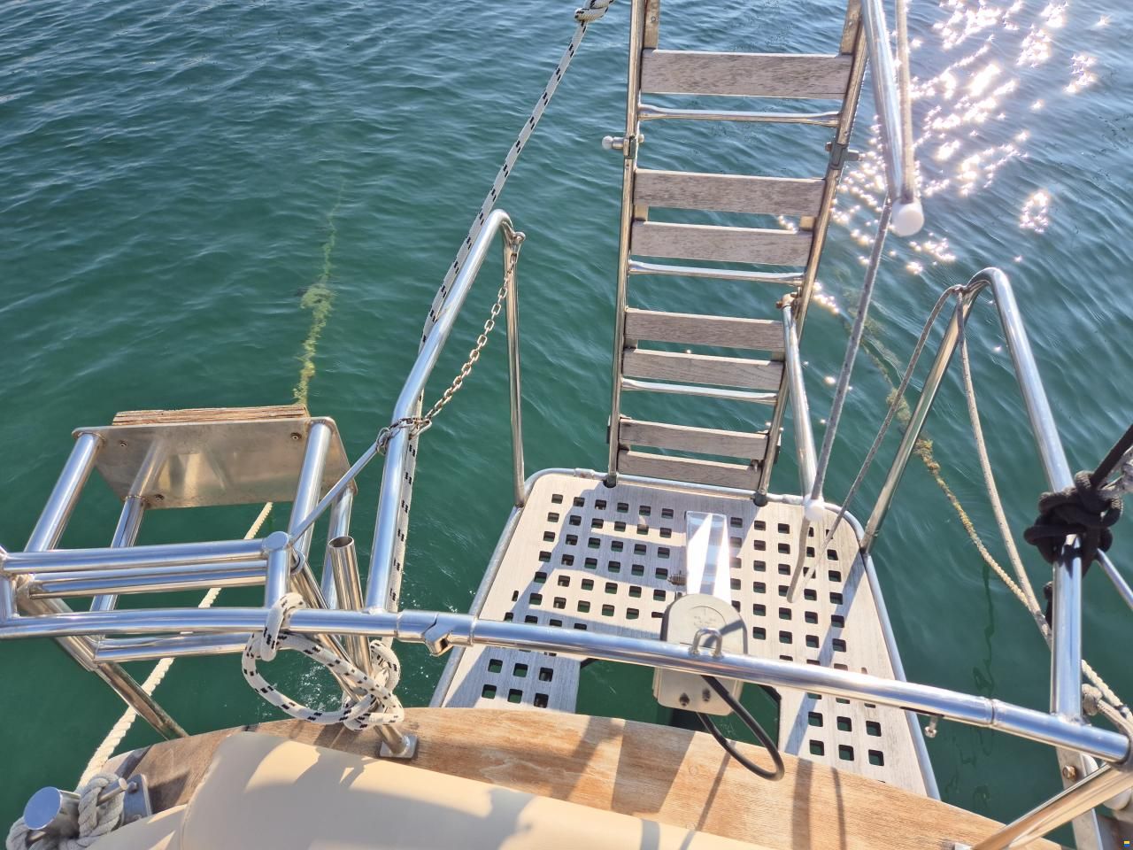 Fisher 25