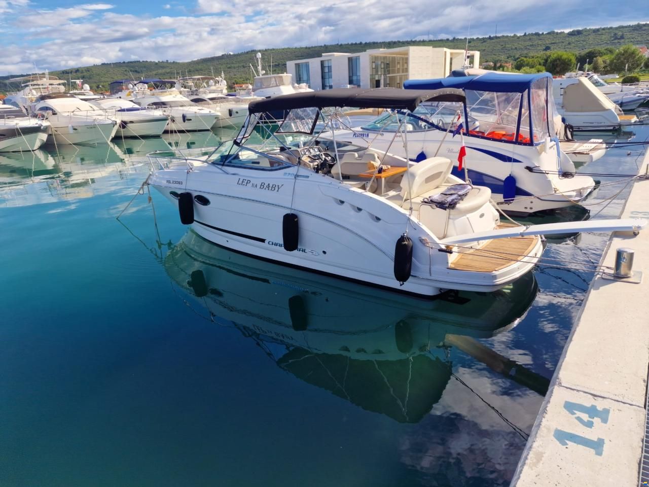Chaparral 270 Signature
