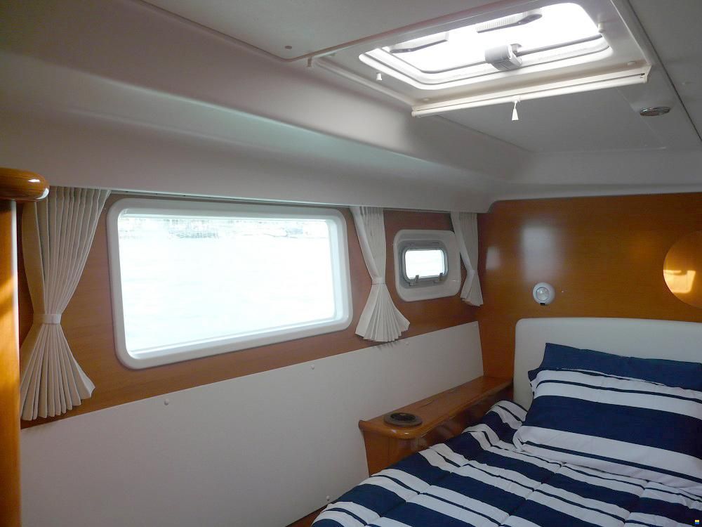 Lagoon 440