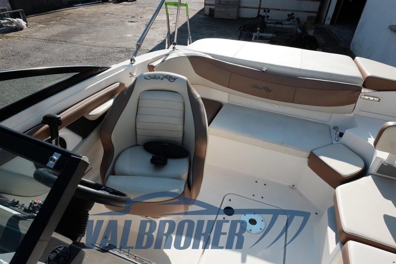Sea Ray 190 SPX