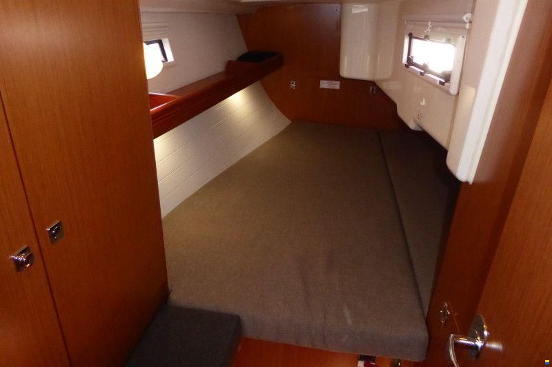 Cruiser 33