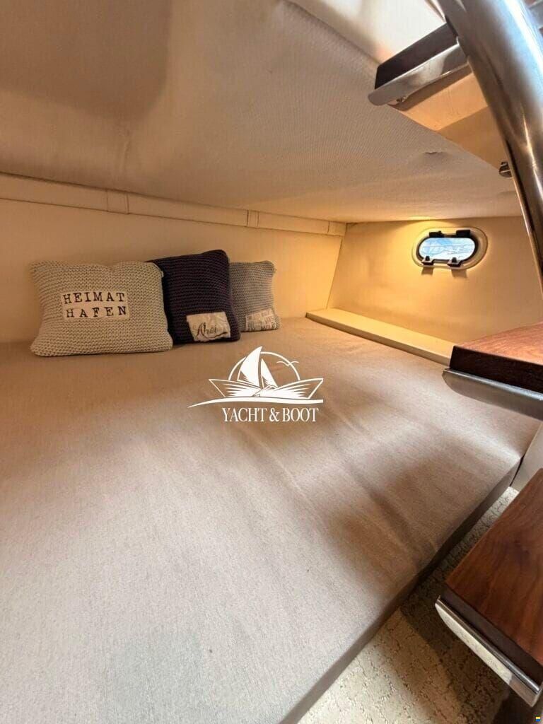 Regal 26 Express