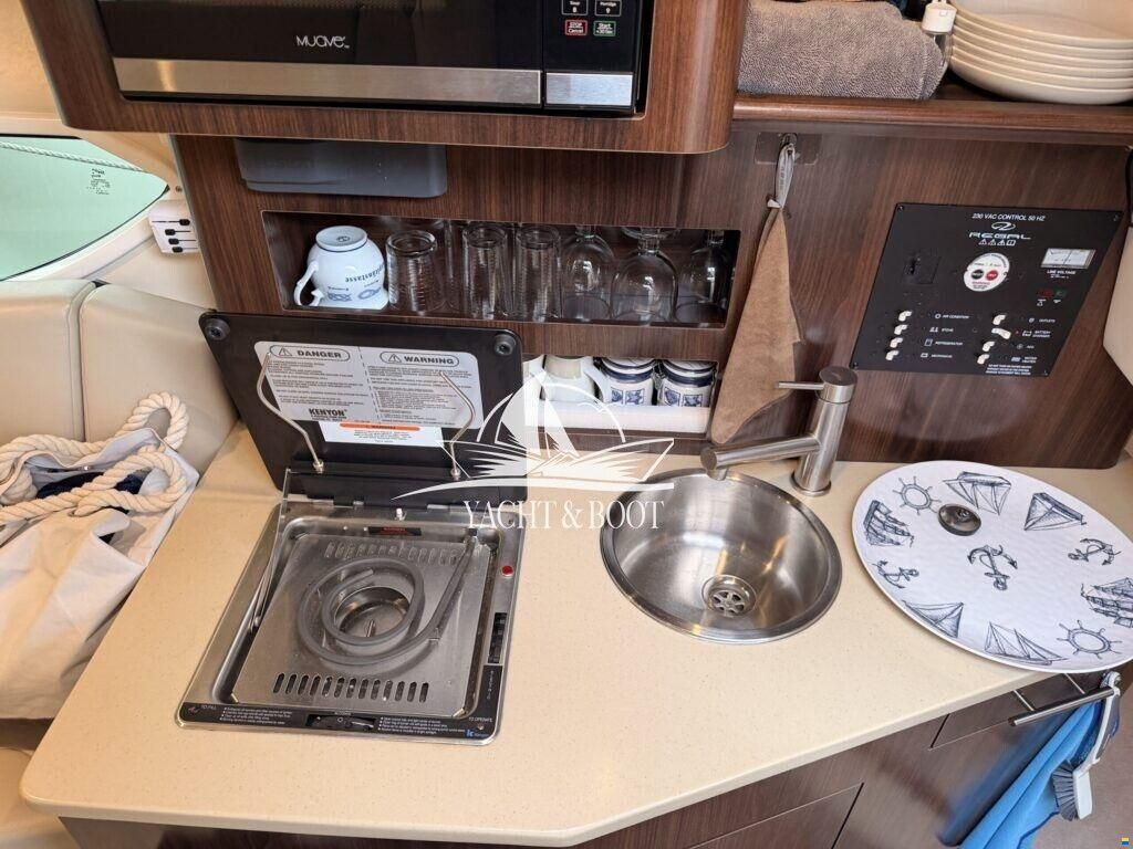 Regal 26 Express