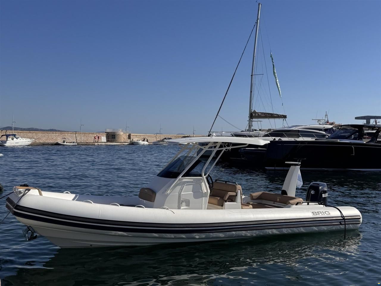 Brig Inflatable Boats Eagle 8