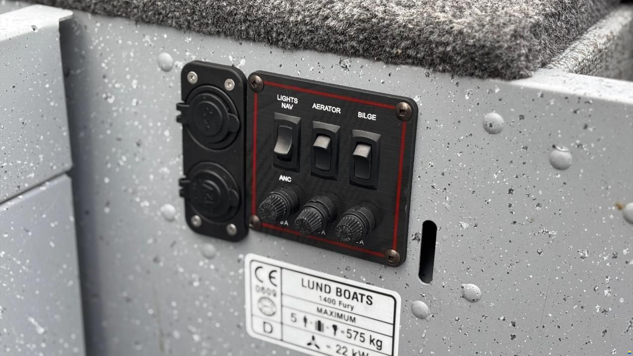 Lund 1400 FURY