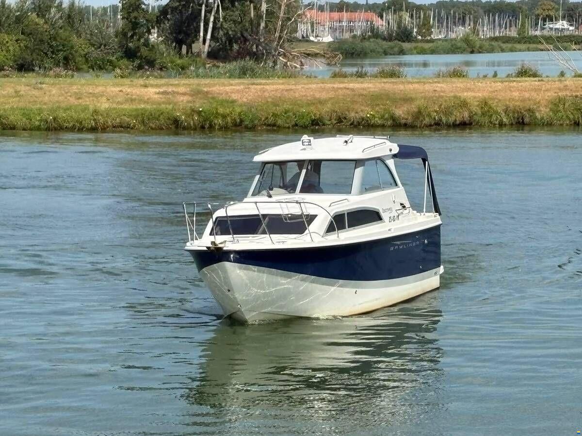 Bayliner 246 Discovery