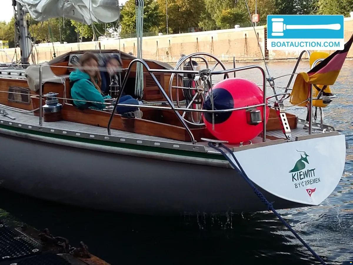 Narval 38