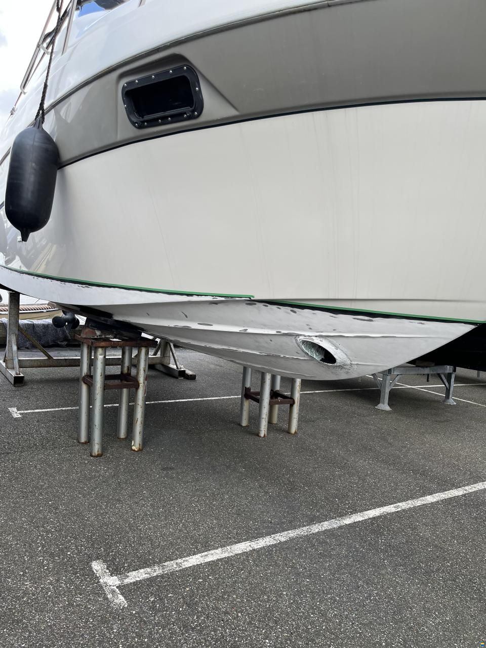 Maxum SCR2400