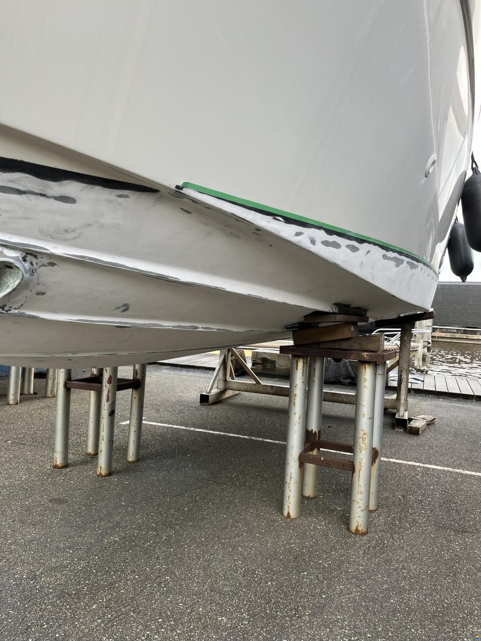 Maxum SCR2400