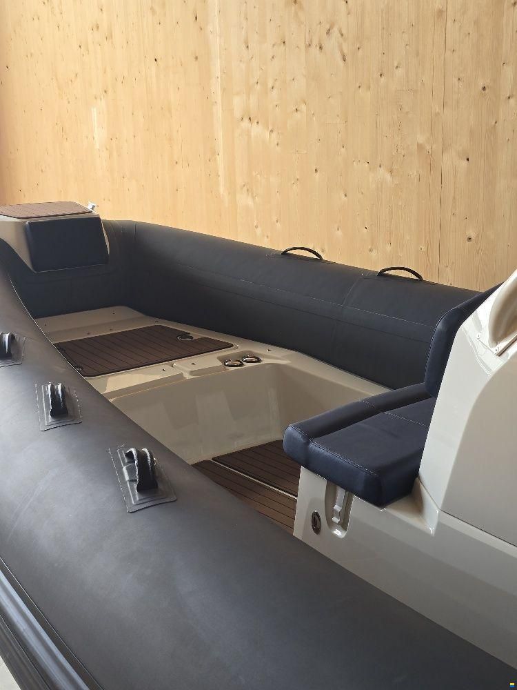 Brig Inflatable Boats Eagle 8