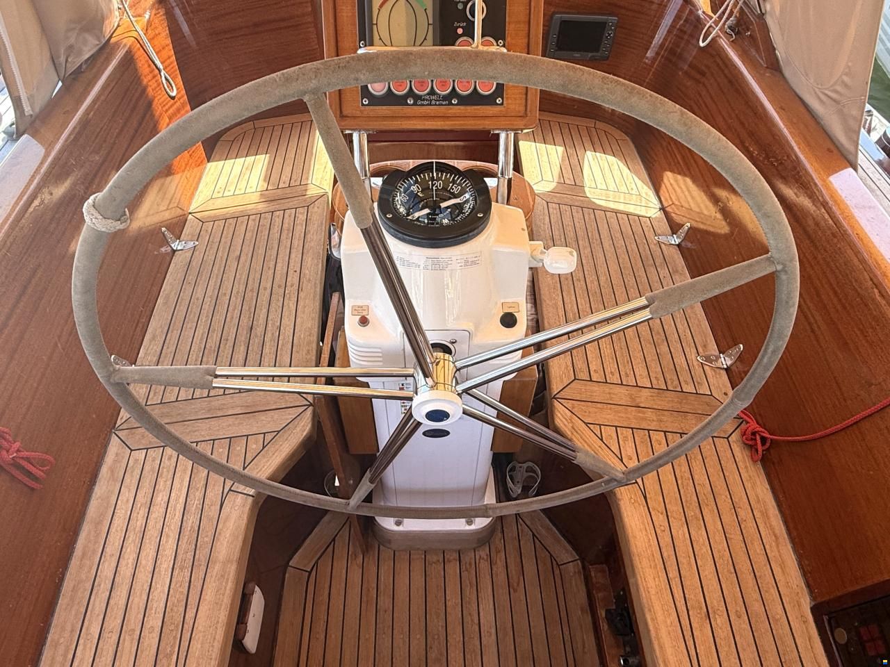 Dick Exklusive Mittelcockpit Yacht 45