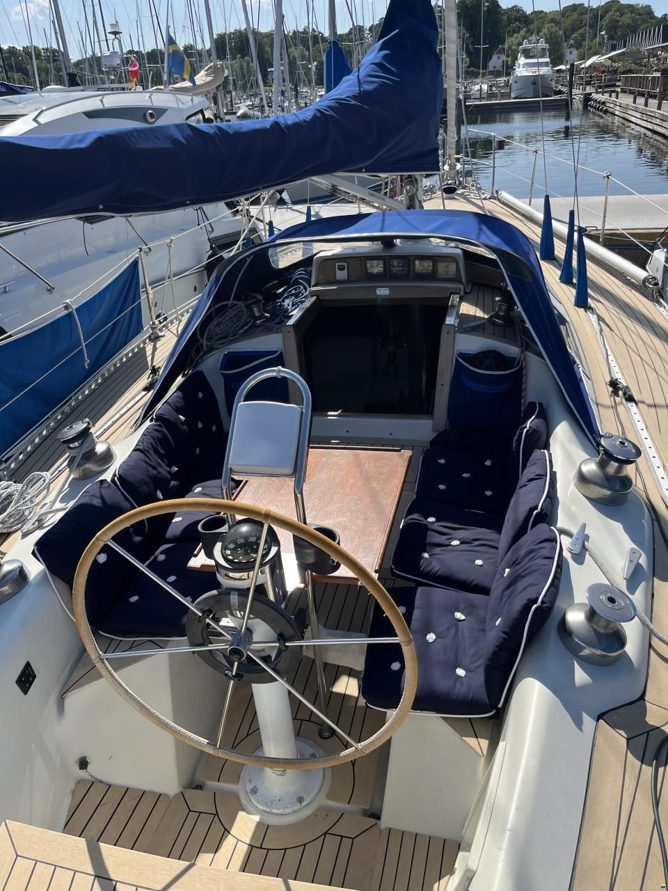 Sweden Yachts C34
