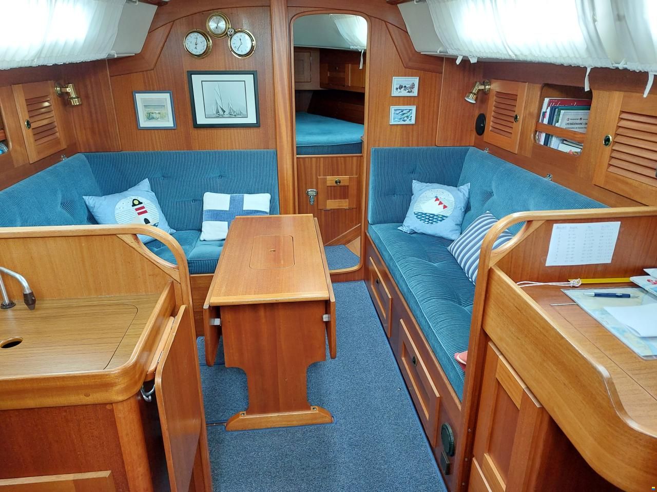 Hallberg-Rassy 34