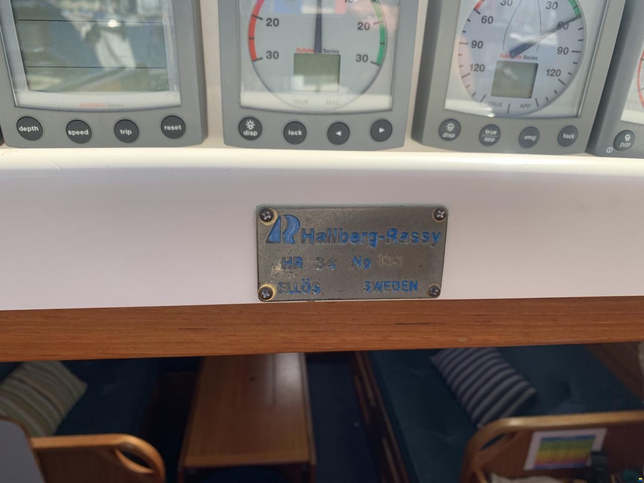 Hallberg-Rassy 34