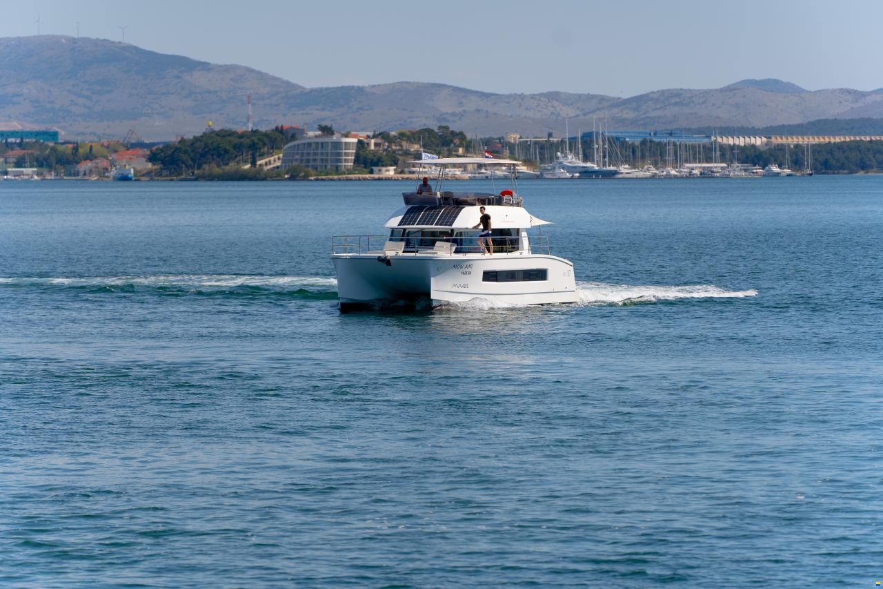 Fountaine Pajot MY 37
