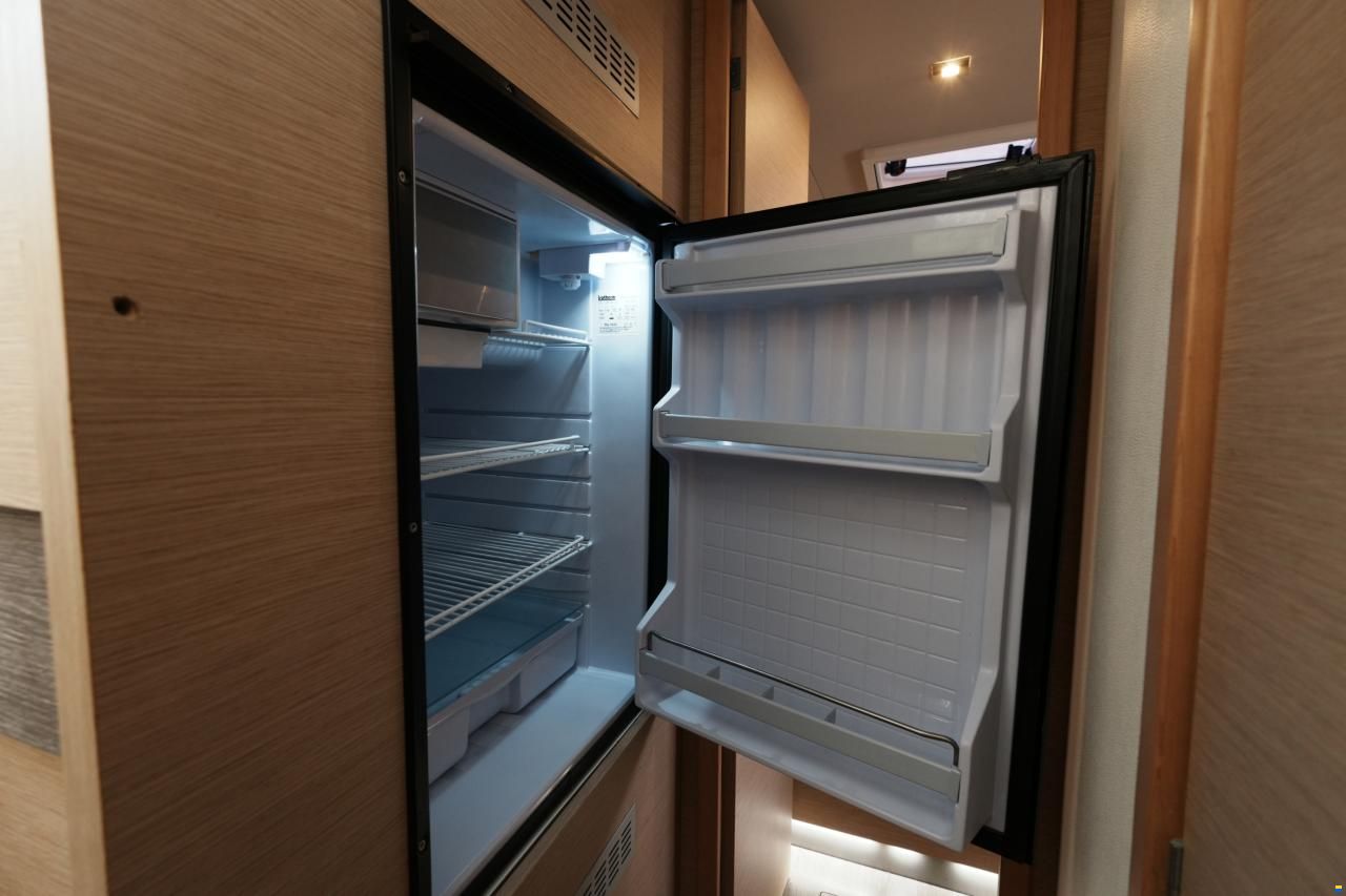 Fountaine Pajot MY 37