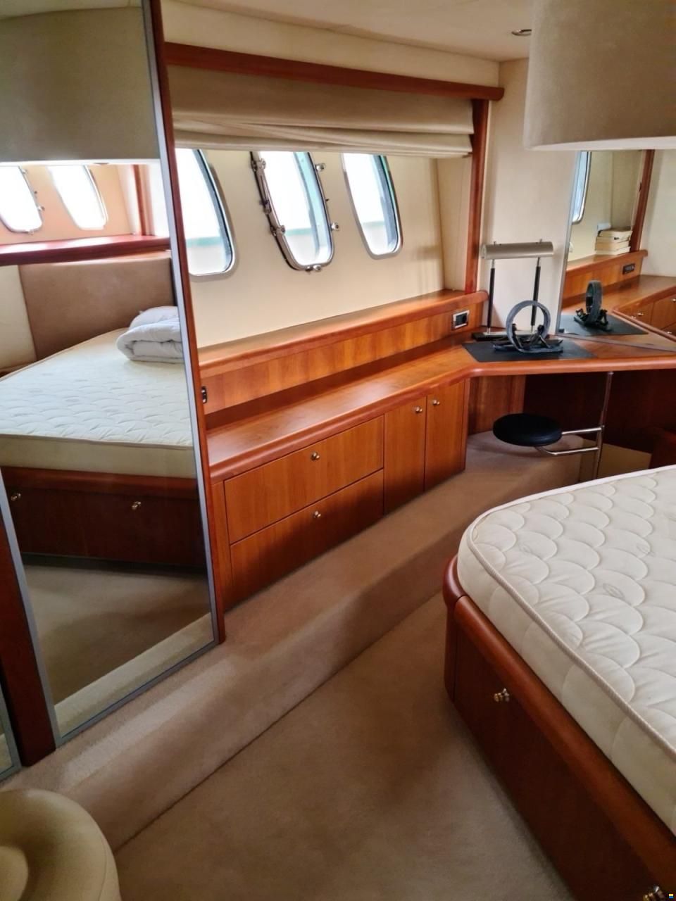 Sunseeker Manhattan 52