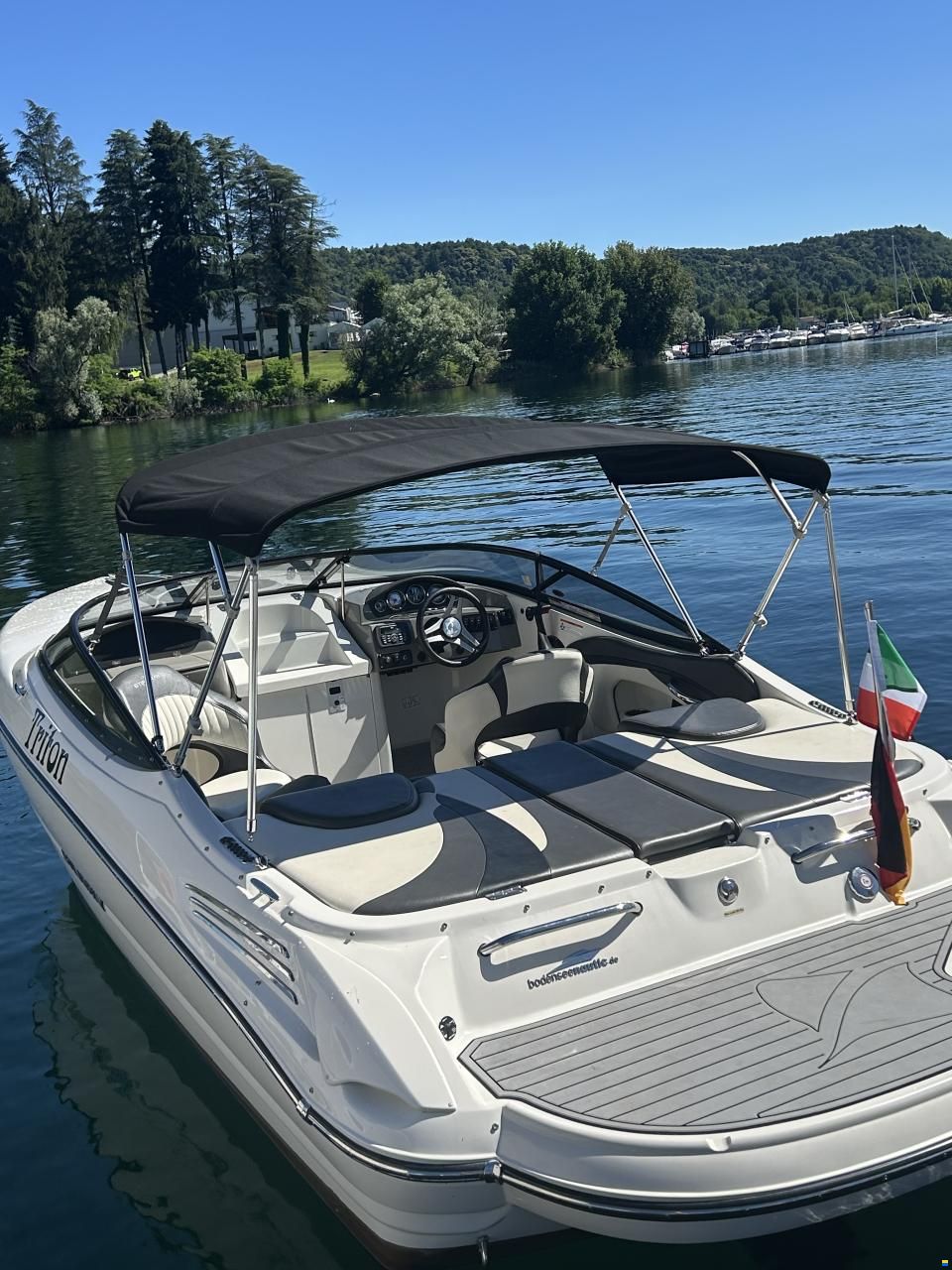 Stingray 225SX