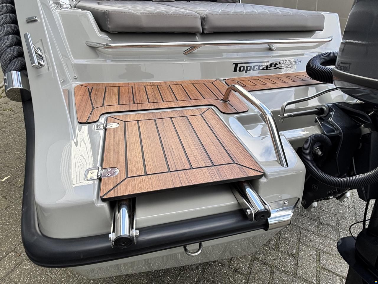Topcraft 627 Tender