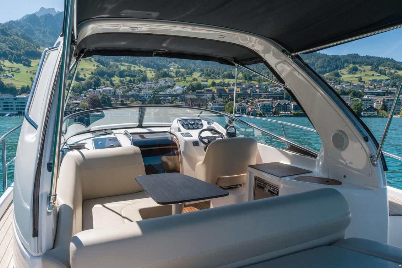 Bavaria S 28