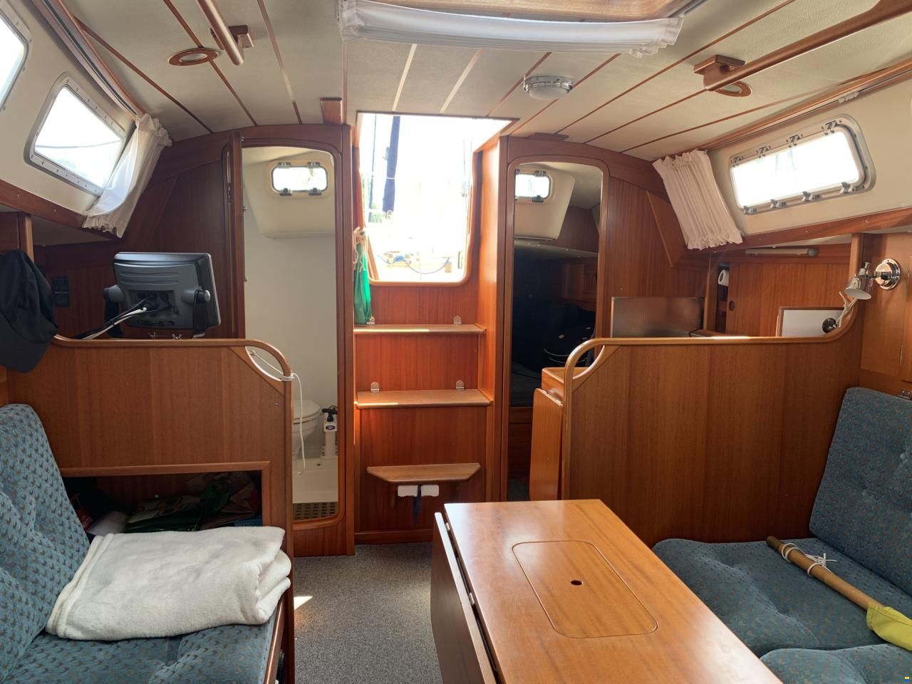 Hallberg-Rassy 34
