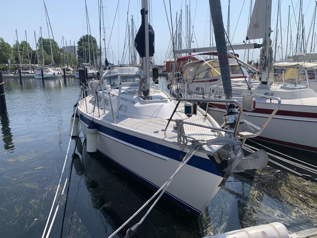 Hallberg-Rassy 34