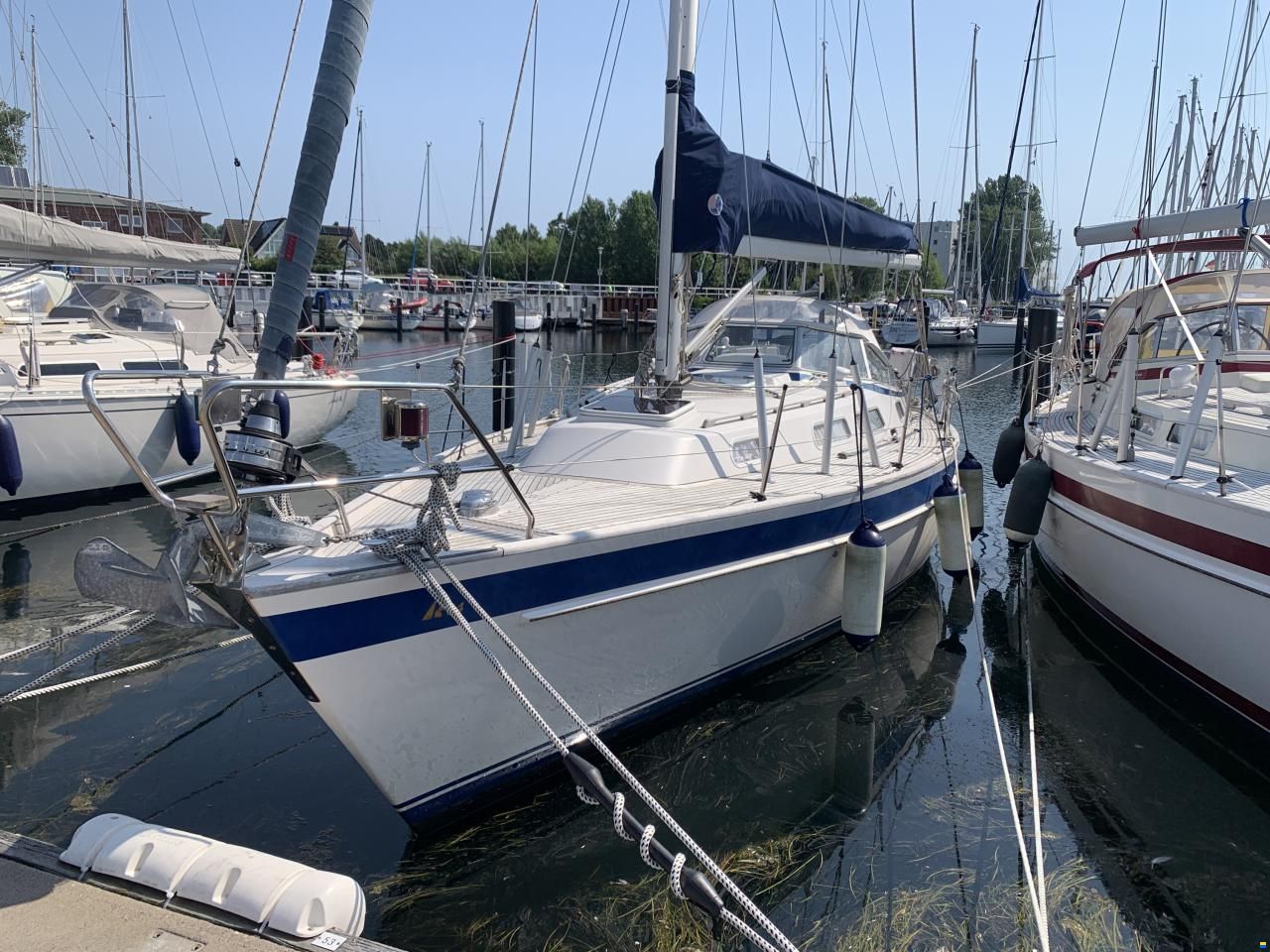 Hallberg-Rassy 34