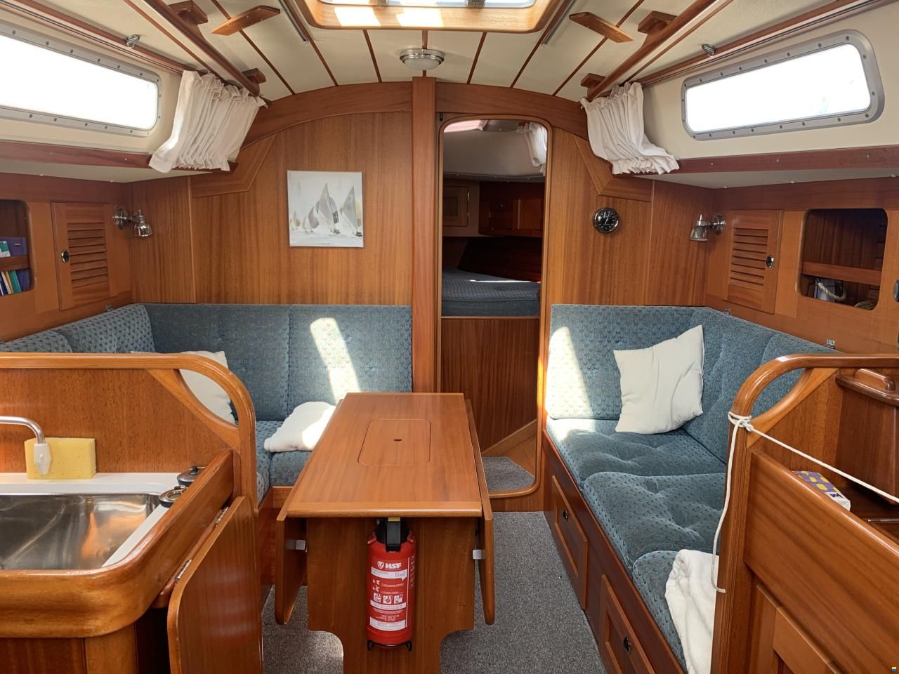 Hallberg-Rassy 34