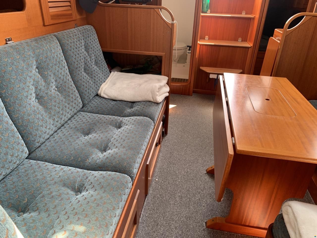 Hallberg-Rassy 34