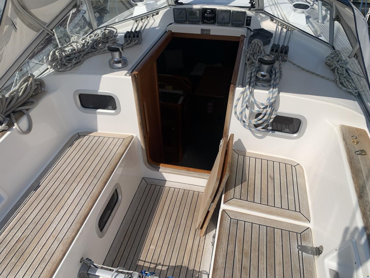 Hallberg-Rassy 34