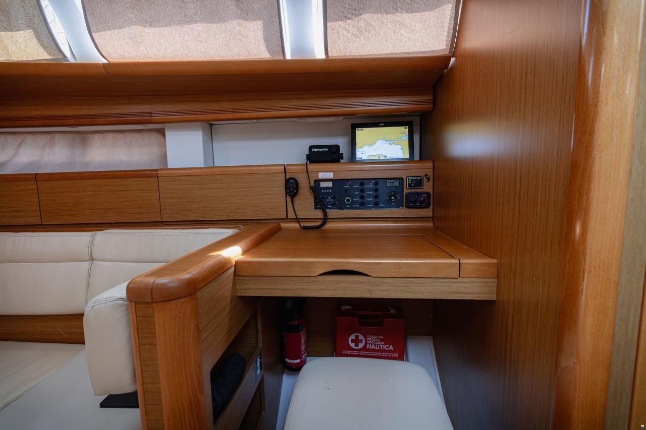 Jeanneau 49i