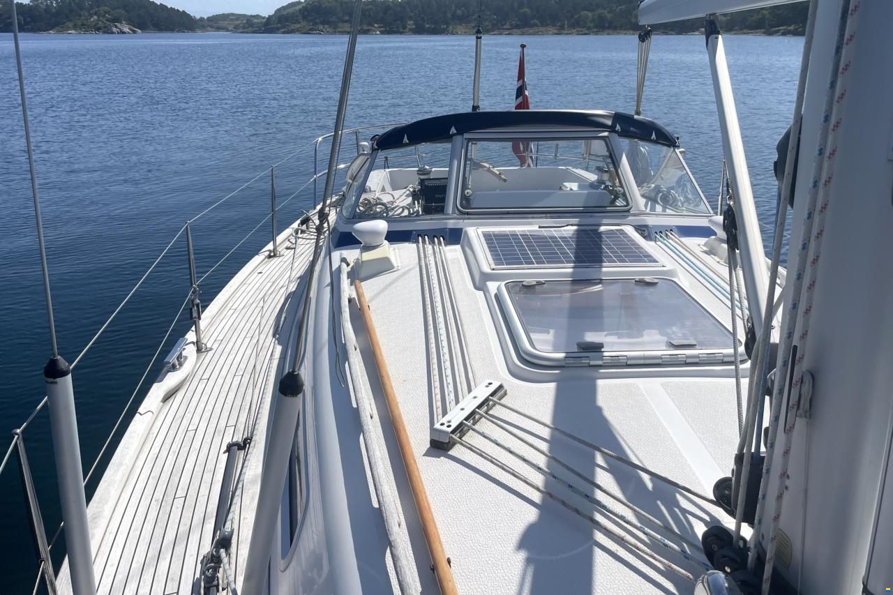 Hallberg-Rassy 342