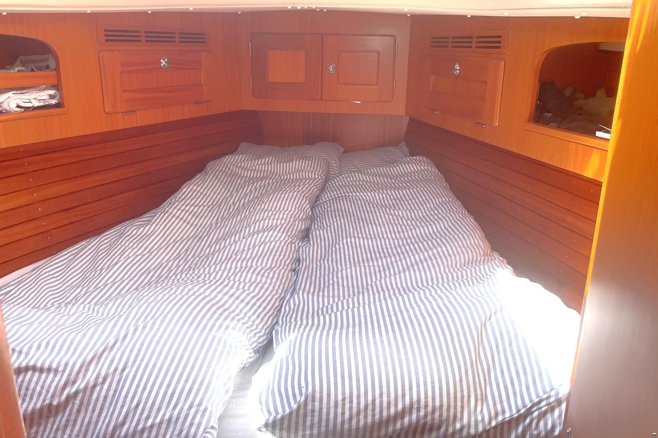 Hallberg-Rassy 342