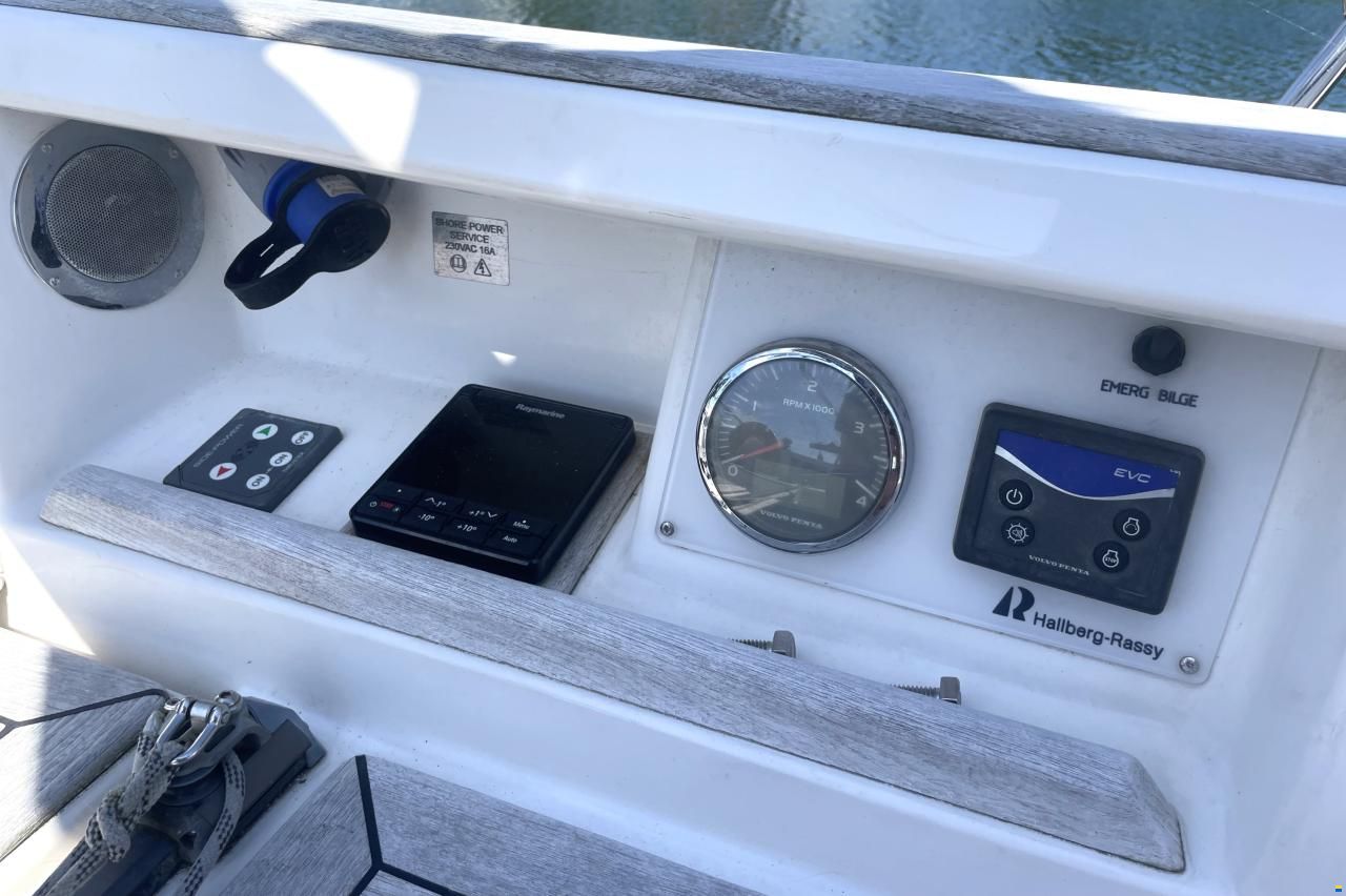 Hallberg-Rassy 342