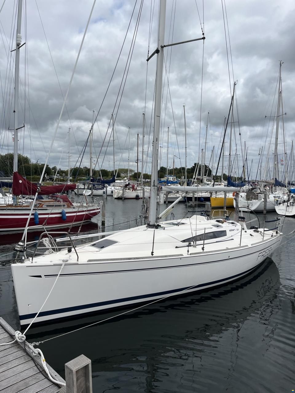 Elan 340