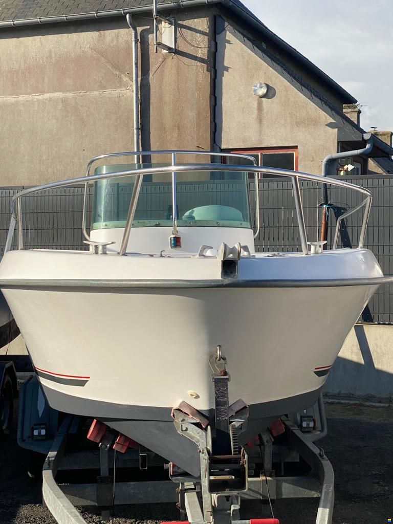 B2 Marine CAP FERRET